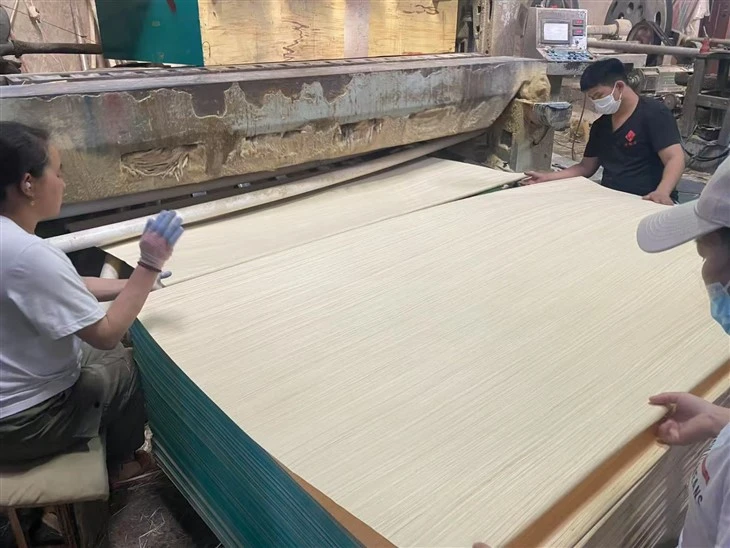 Wholesale Recon Poplar Veneer For Distributor Cooperation high quality